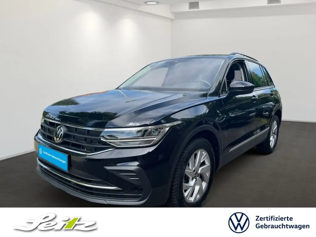 Photo 1 : Volkswagen Tiguan 2023 Petrol