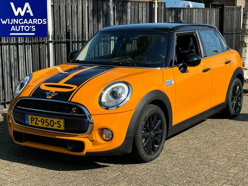 Photo 1 : Mini Cooper 2017 Petrol