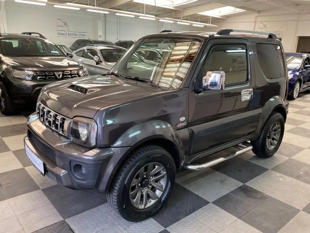 Photo 1 : Suzuki Jimny 2016 Petrol