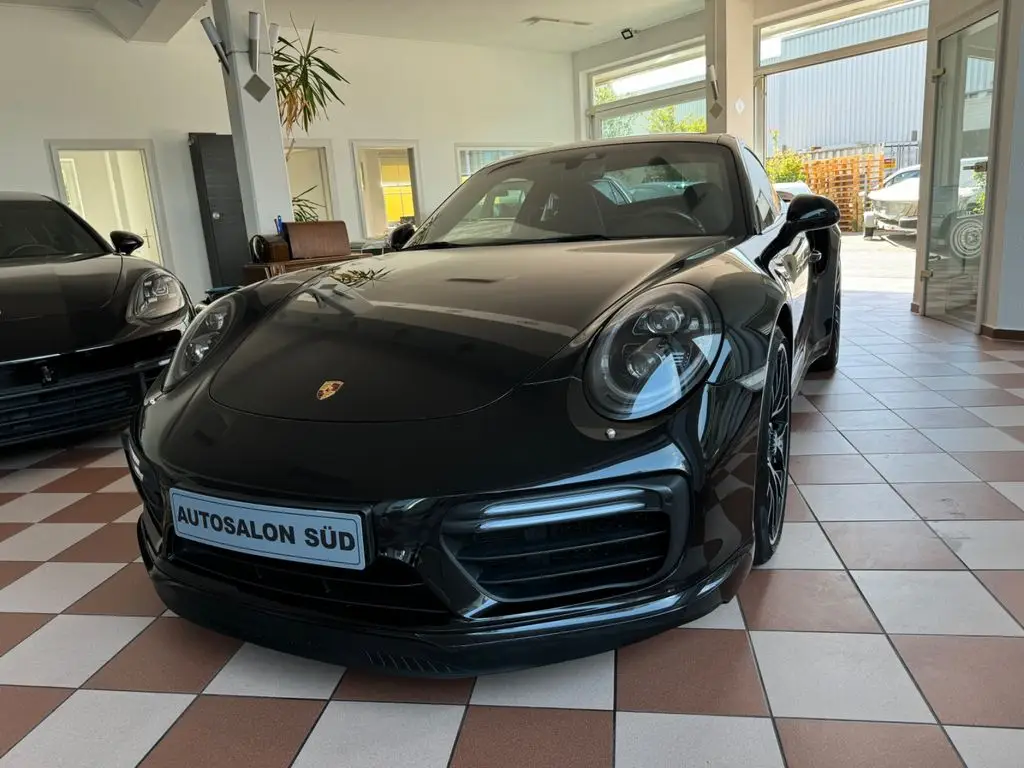 Photo 1 : Porsche 991 2018 Essence