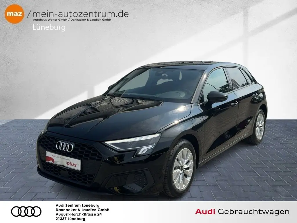 Photo 1 : Audi A3 2022 Hybride