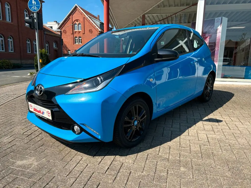 Photo 1 : Toyota Aygo X 2016 Essence