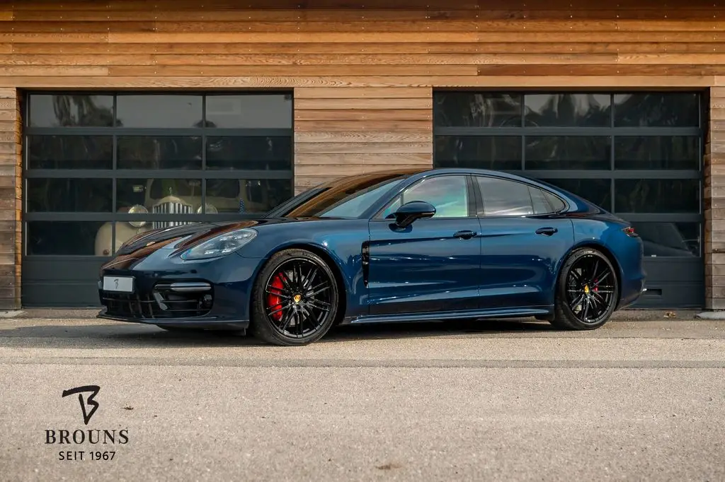 Photo 1 : Porsche Panamera 2020 Essence