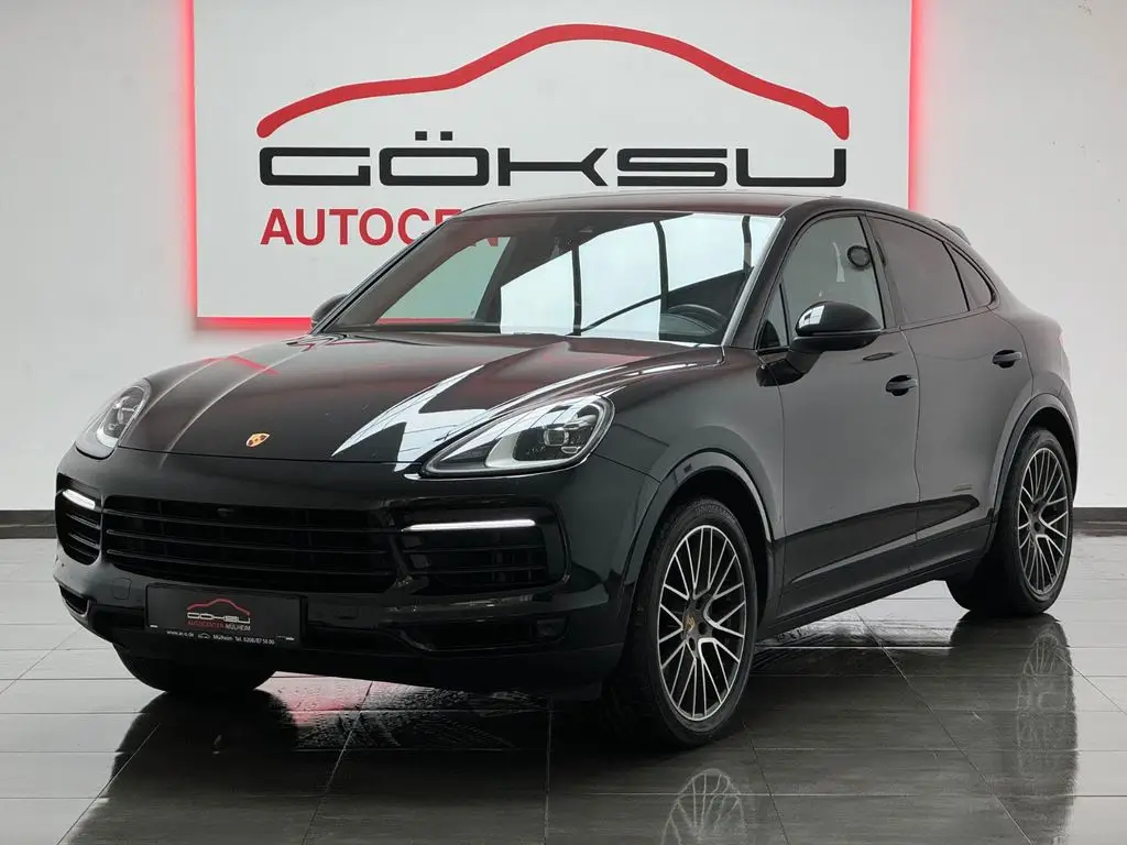 Photo 1 : Porsche Cayenne 2020 Petrol