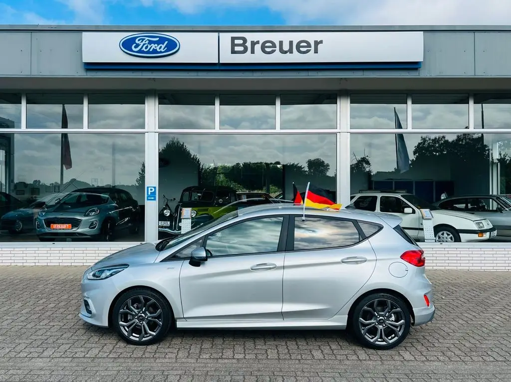 Photo 1 : Ford Fiesta 2020 Petrol