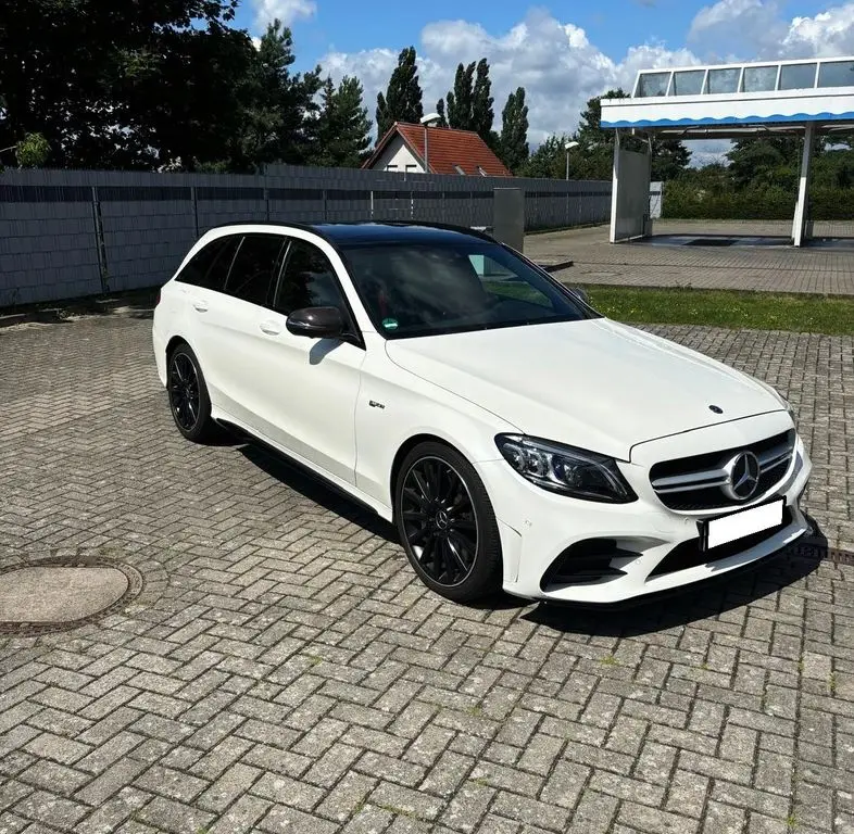 Photo 1 : Mercedes-benz Classe C 2018 Petrol