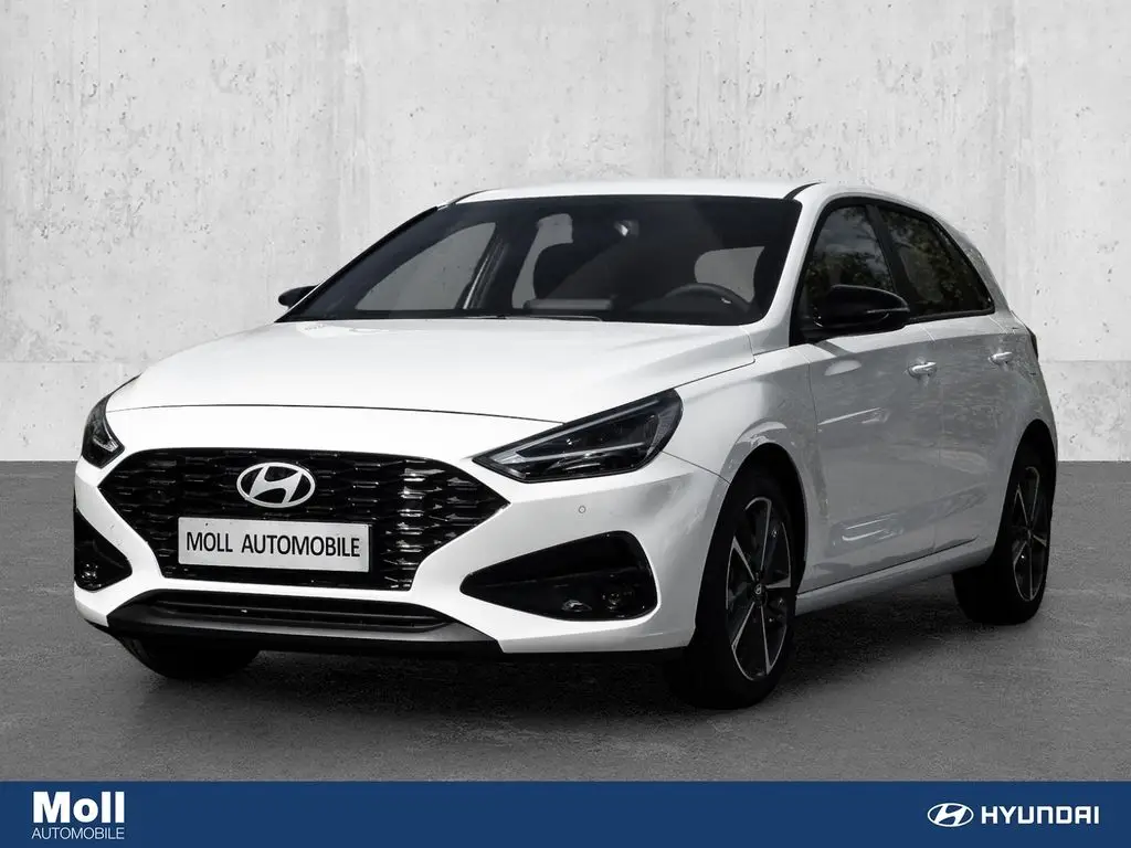 Photo 1 : Hyundai I30 2024 Petrol