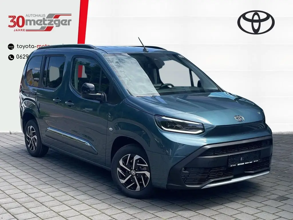 Photo 1 : Toyota Proace 2024 Essence