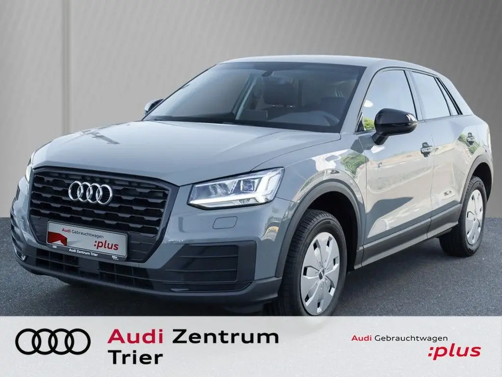 Photo 1 : Audi Q2 2020 Petrol