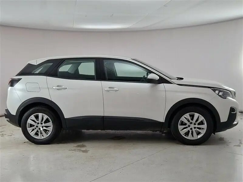 Photo 1 : Peugeot 3008 2020 Diesel