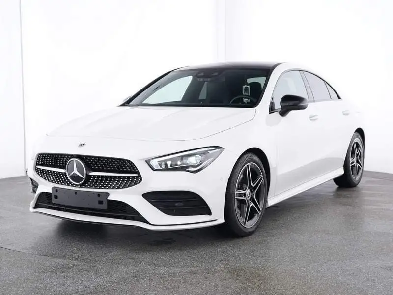 Photo 1 : Mercedes-benz Classe Cla 2023 Petrol