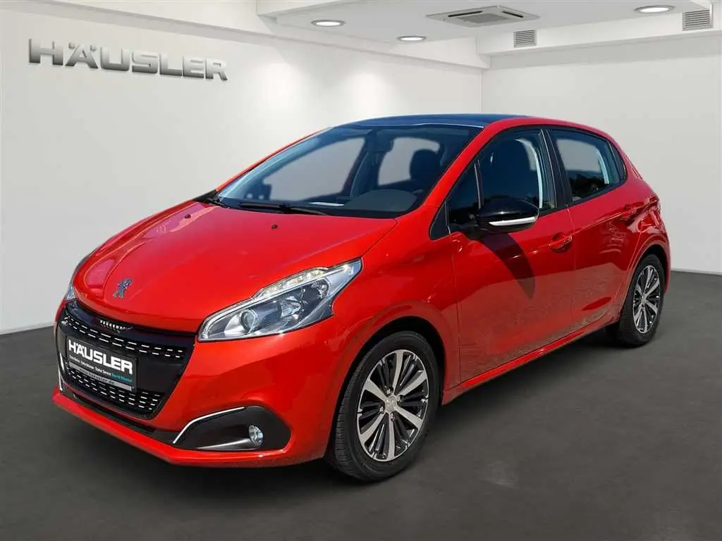 Photo 1 : Peugeot 208 2017 Petrol