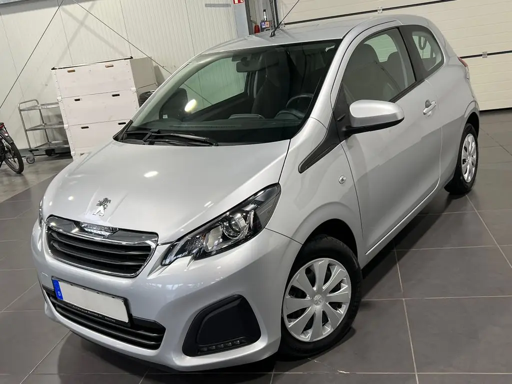 Photo 1 : Peugeot 108 2019 Essence