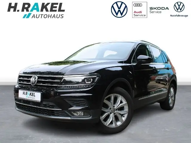 Photo 1 : Volkswagen Tiguan 2018 Essence