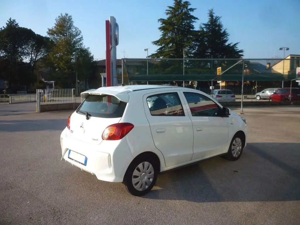 Photo 1 : Mitsubishi Space Star 2020 Petrol