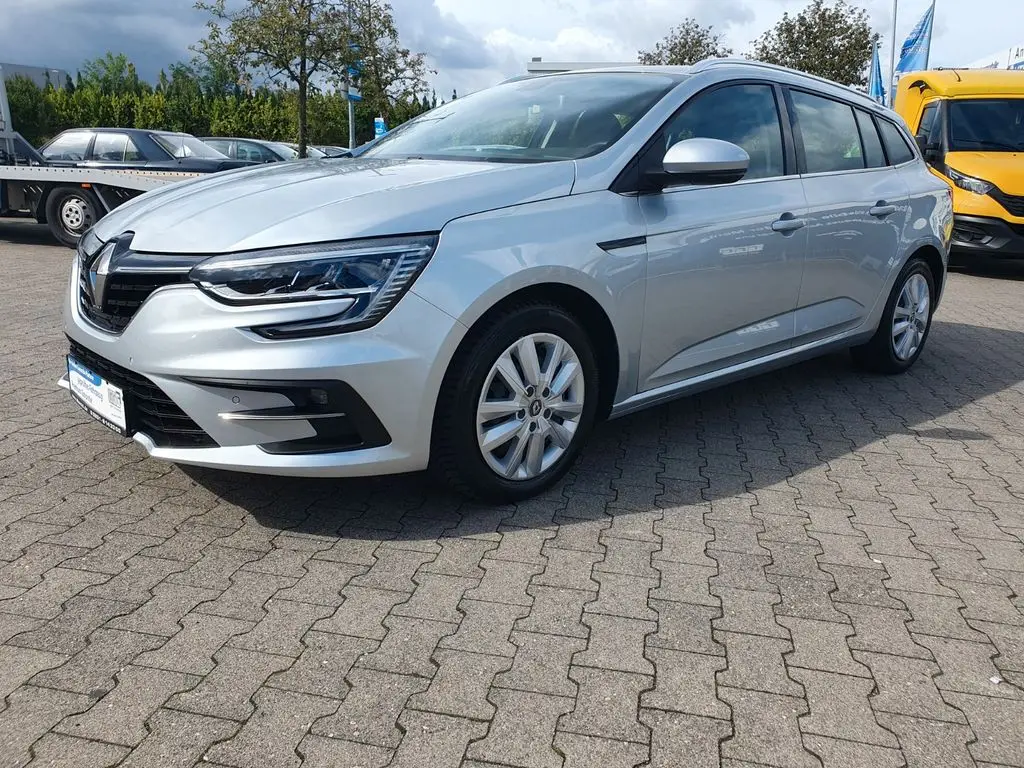 Photo 1 : Renault Megane 2021 Diesel