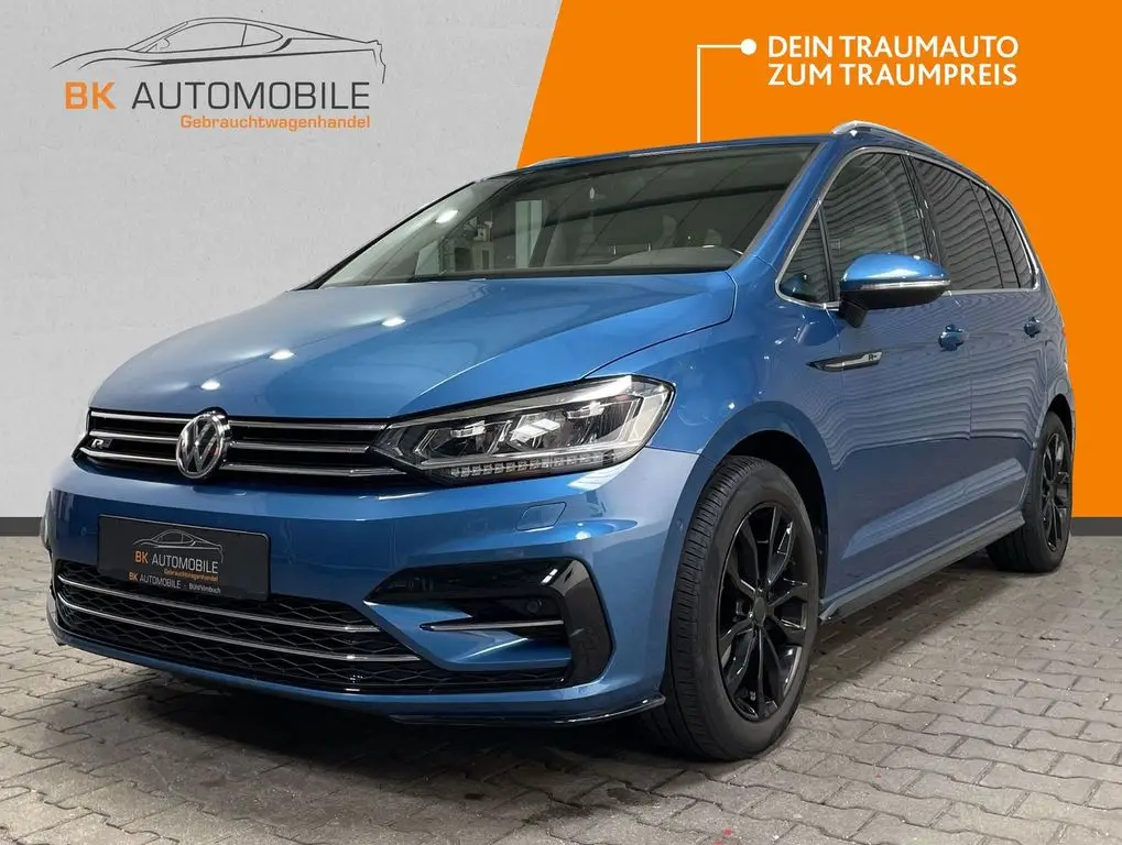 Photo 1 : Volkswagen Touran 2017 Essence