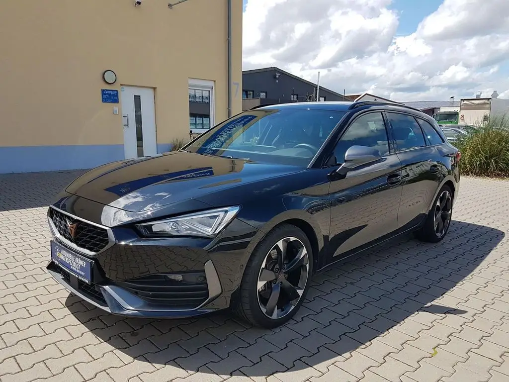 Photo 1 : Cupra Leon 2023 Petrol