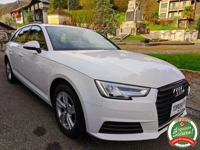 Photo 1 : Audi A4 2019 Diesel