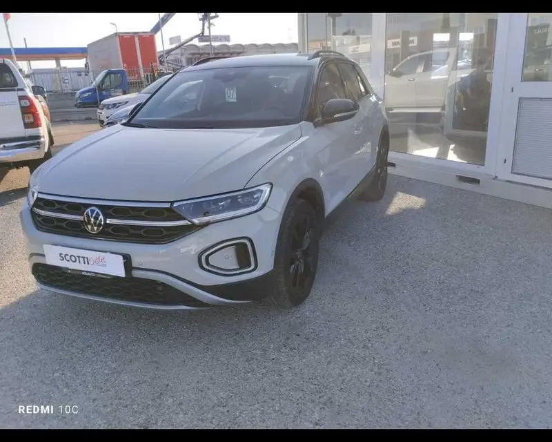 Photo 1 : Volkswagen T-roc 2022 Diesel