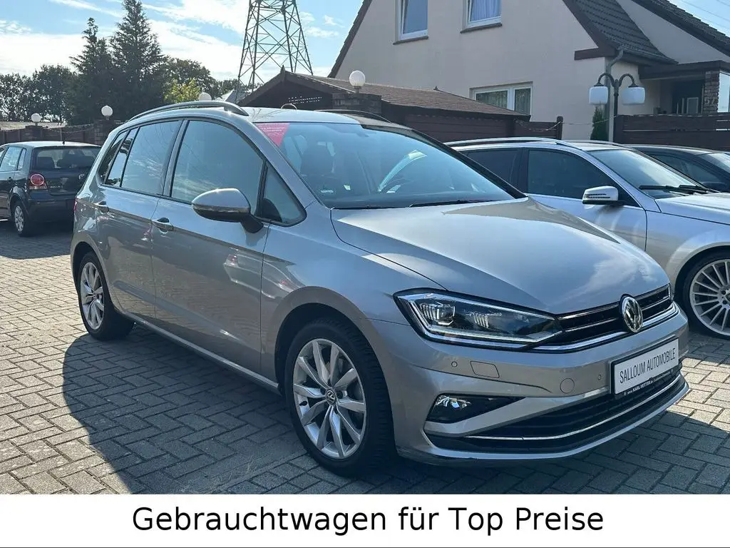 Photo 1 : Volkswagen Golf 2019 Petrol