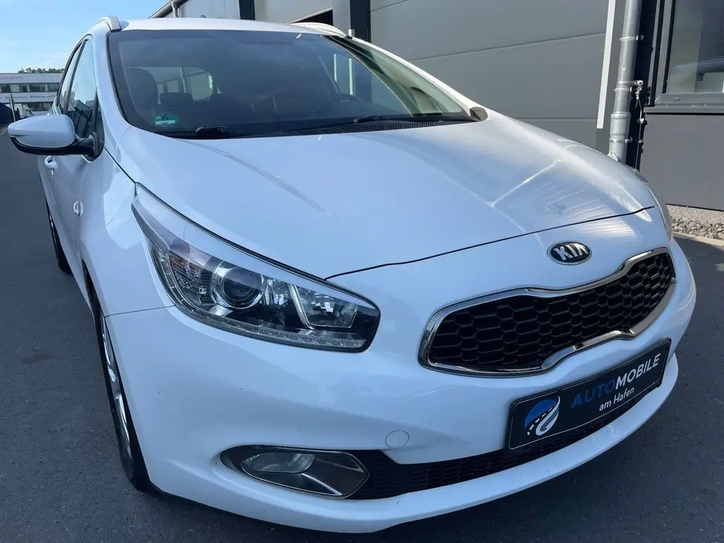 Photo 1 : Kia Ceed 2015 Diesel