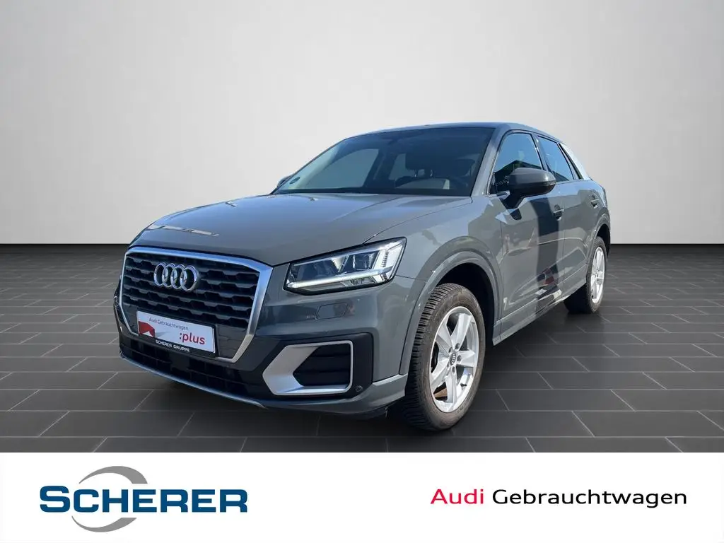 Photo 1 : Audi Q2 2019 Petrol