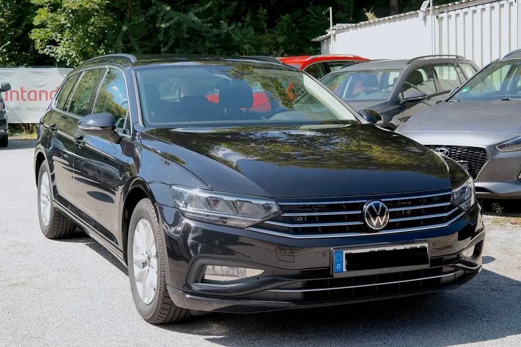 Photo 1 : Volkswagen Passat 2023 Diesel