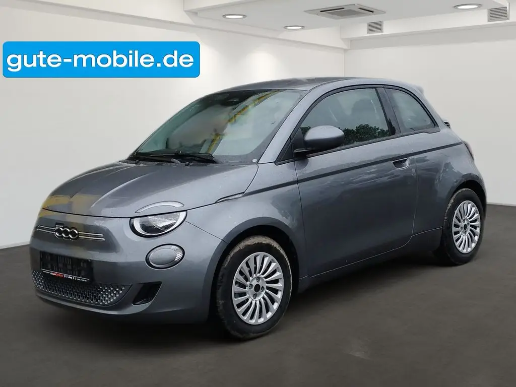 Photo 1 : Fiat 500 2023 Non renseigné