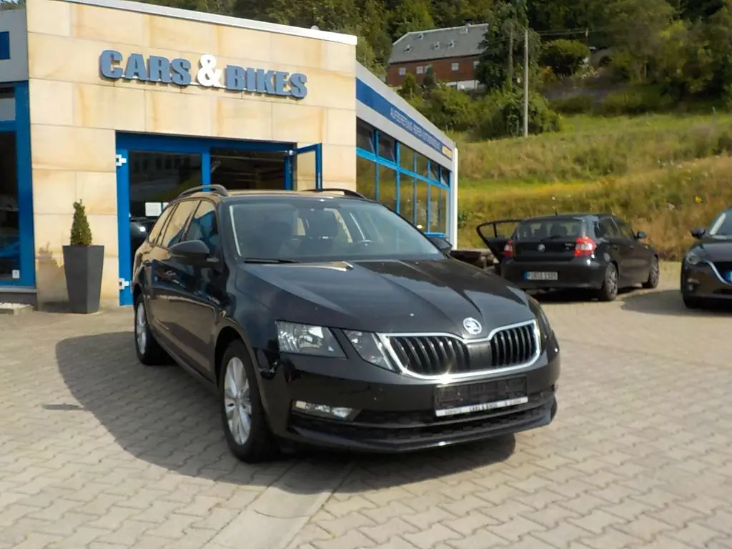 Photo 1 : Skoda Octavia 2019 Essence