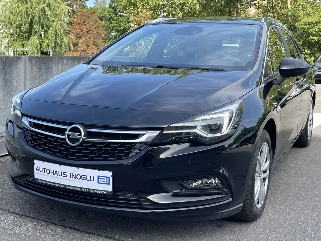 Photo 1 : Opel Astra 2019 Petrol