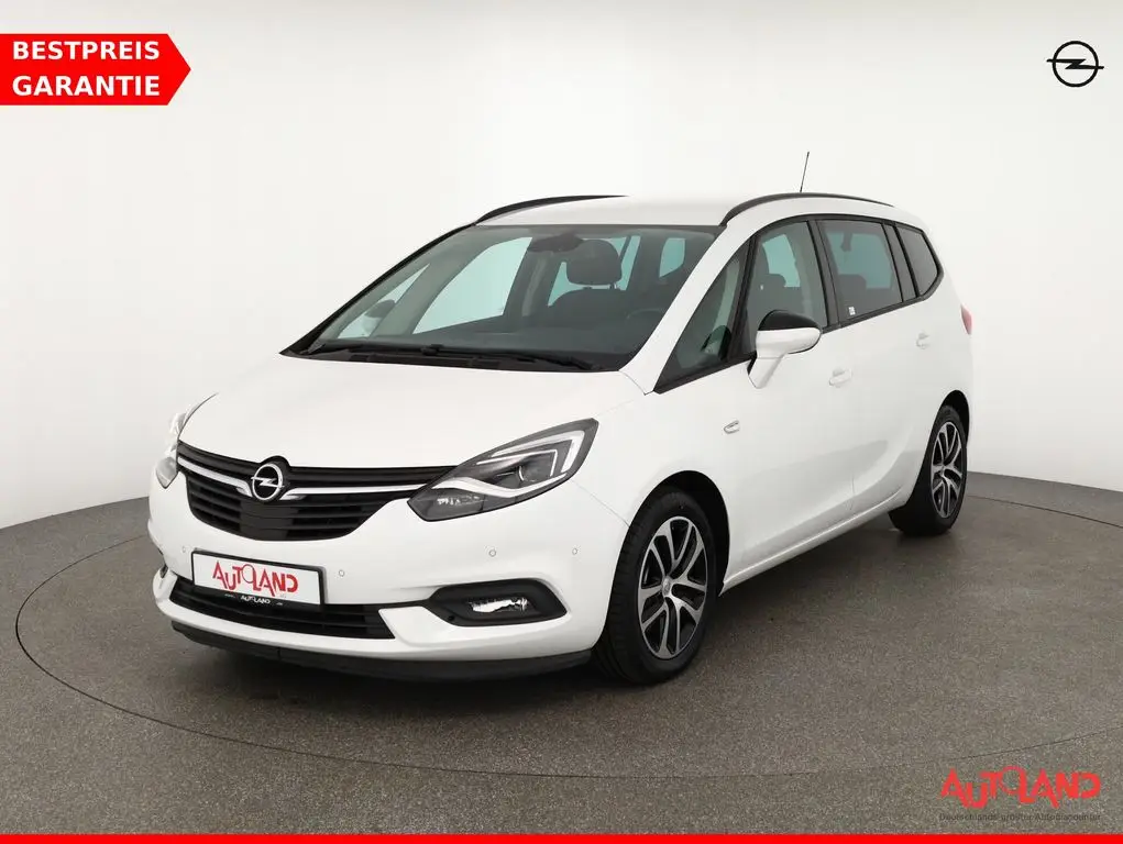 Photo 1 : Opel Zafira 2018 Diesel