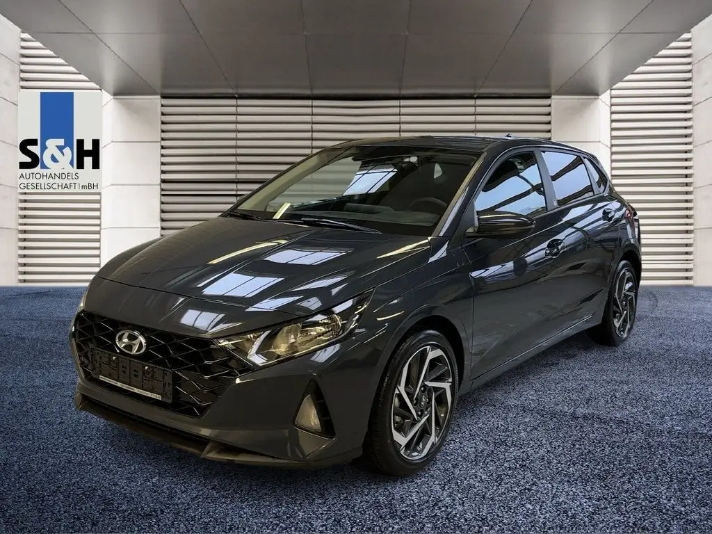 Photo 1 : Hyundai I20 2023 Petrol