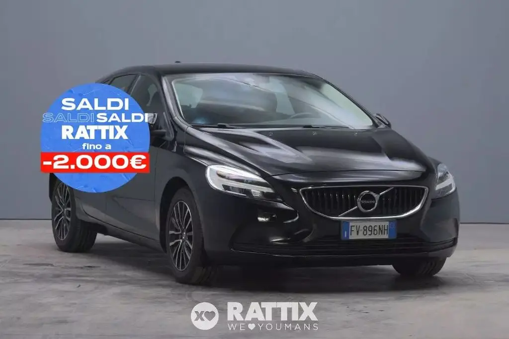 Photo 1 : Volvo V40 2019 Petrol