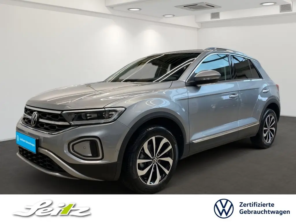 Photo 1 : Volkswagen T-roc 2022 Petrol