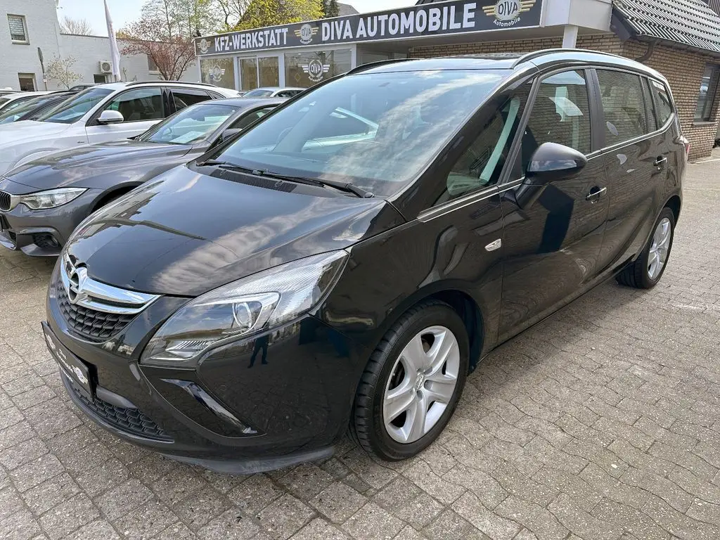 Photo 1 : Opel Zafira 2015 Diesel