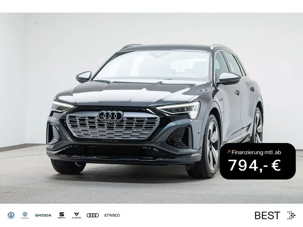 Photo 1 : Audi Q8 2024 Non renseigné