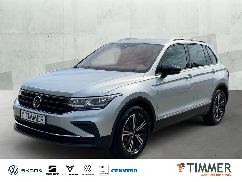 Photo 1 : Volkswagen Tiguan 2021 Petrol