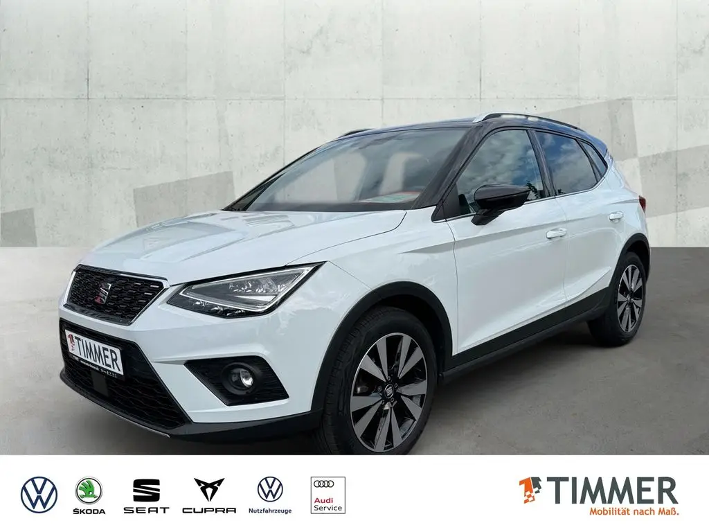 Photo 1 : Seat Arona 2021 Essence