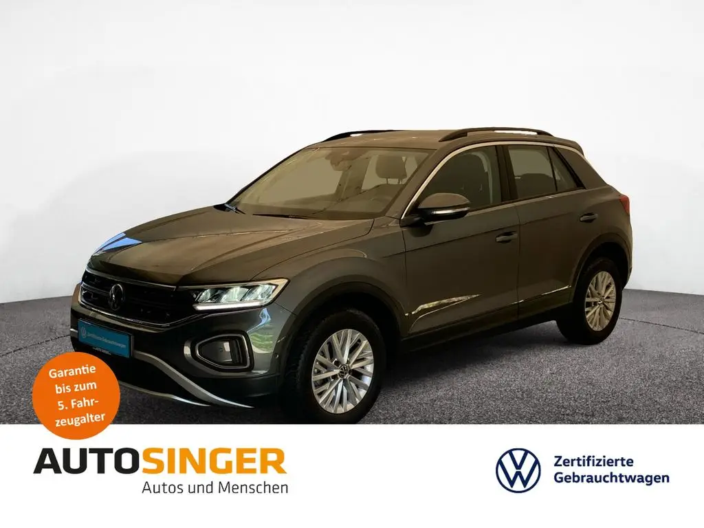 Photo 1 : Volkswagen T-roc 2023 Petrol