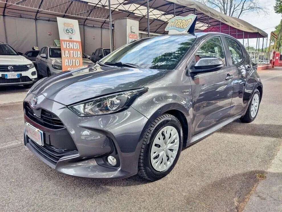 Photo 1 : Toyota Yaris 2021 Hybrid