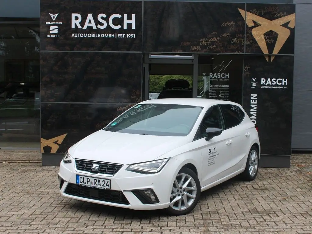 Photo 1 : Seat Ibiza 2024 Petrol