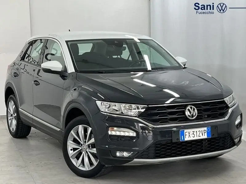 Photo 1 : Volkswagen T-roc 2019 Essence