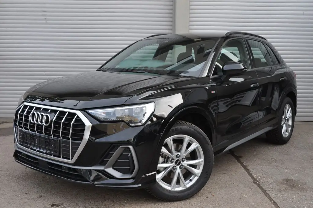 Photo 1 : Audi Q3 2024 Diesel