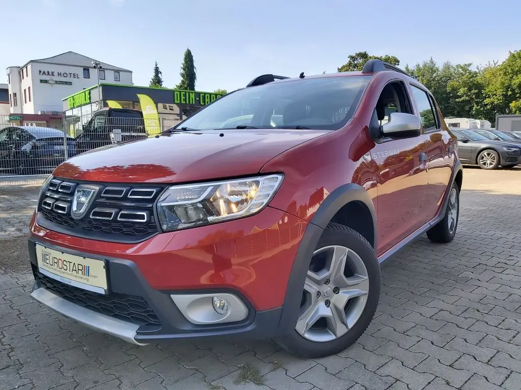 Photo 1 : Dacia Sandero 2017 Petrol