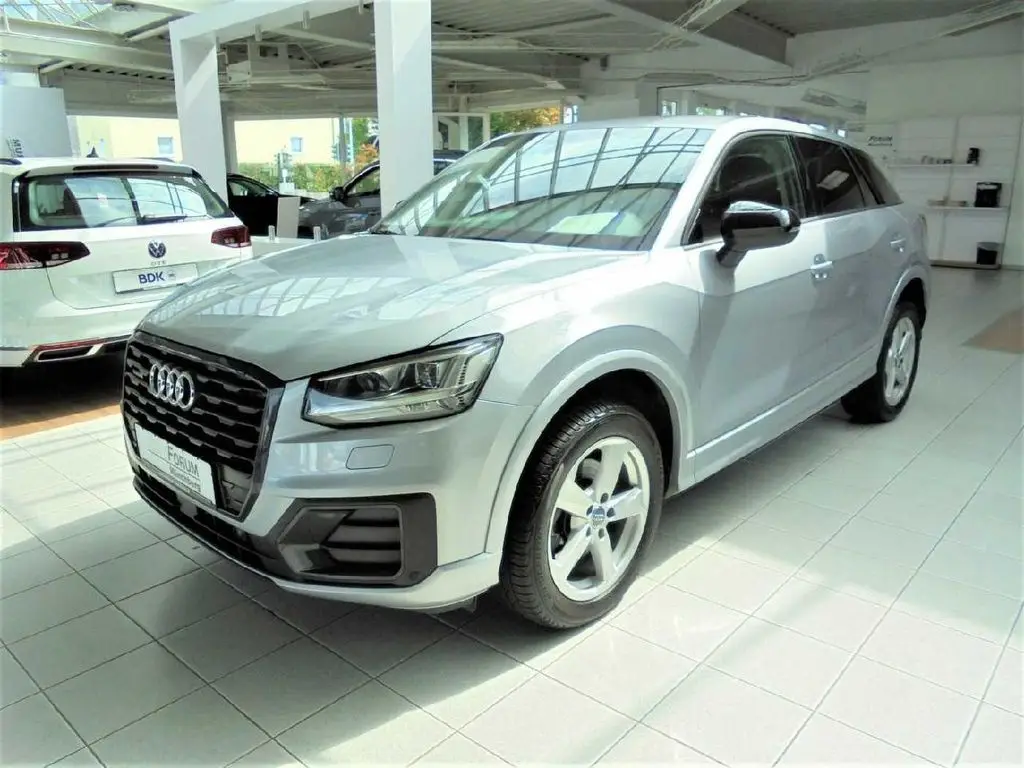 Photo 1 : Audi Q2 2019 Essence