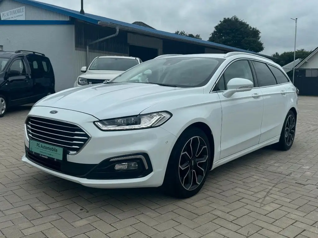 Photo 1 : Ford Mondeo 2019 Petrol