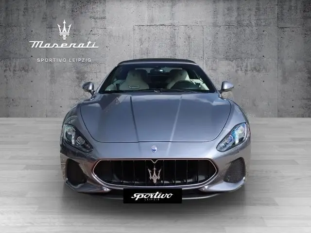 Photo 1 : Maserati Grancabrio 2019 Petrol