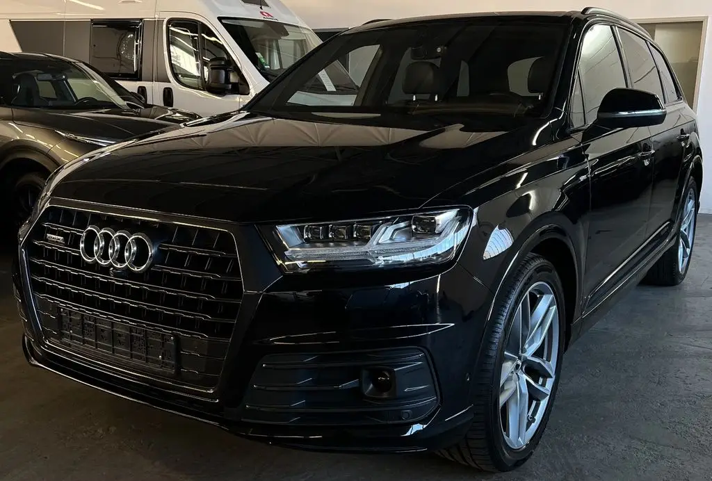 Photo 1 : Audi Q7 2017 Diesel