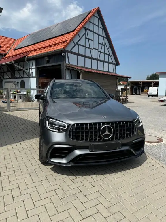 Photo 1 : Mercedes-benz Classe Glc 2022 Petrol